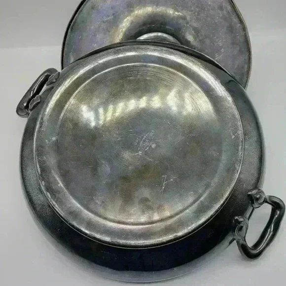 Vintage REED and BARTON Silver Plate Covered Dish/pan Handled No.1100. Taunton - Picture 7 of 15